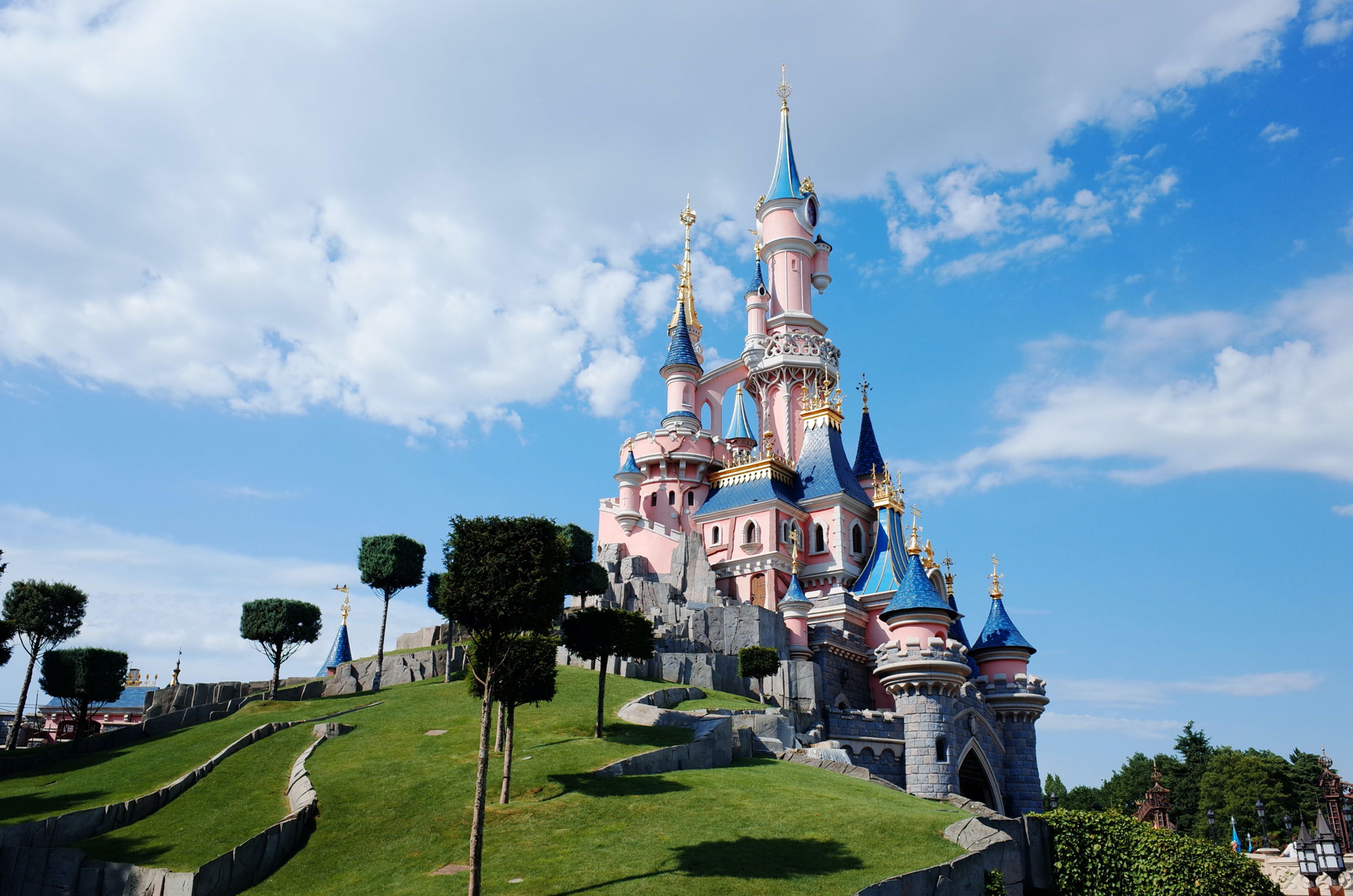 Het Kasteel van Doornroosje is helemaal opgeknapt en klaar voor de 30e verjaardag van Disneyland Paris.